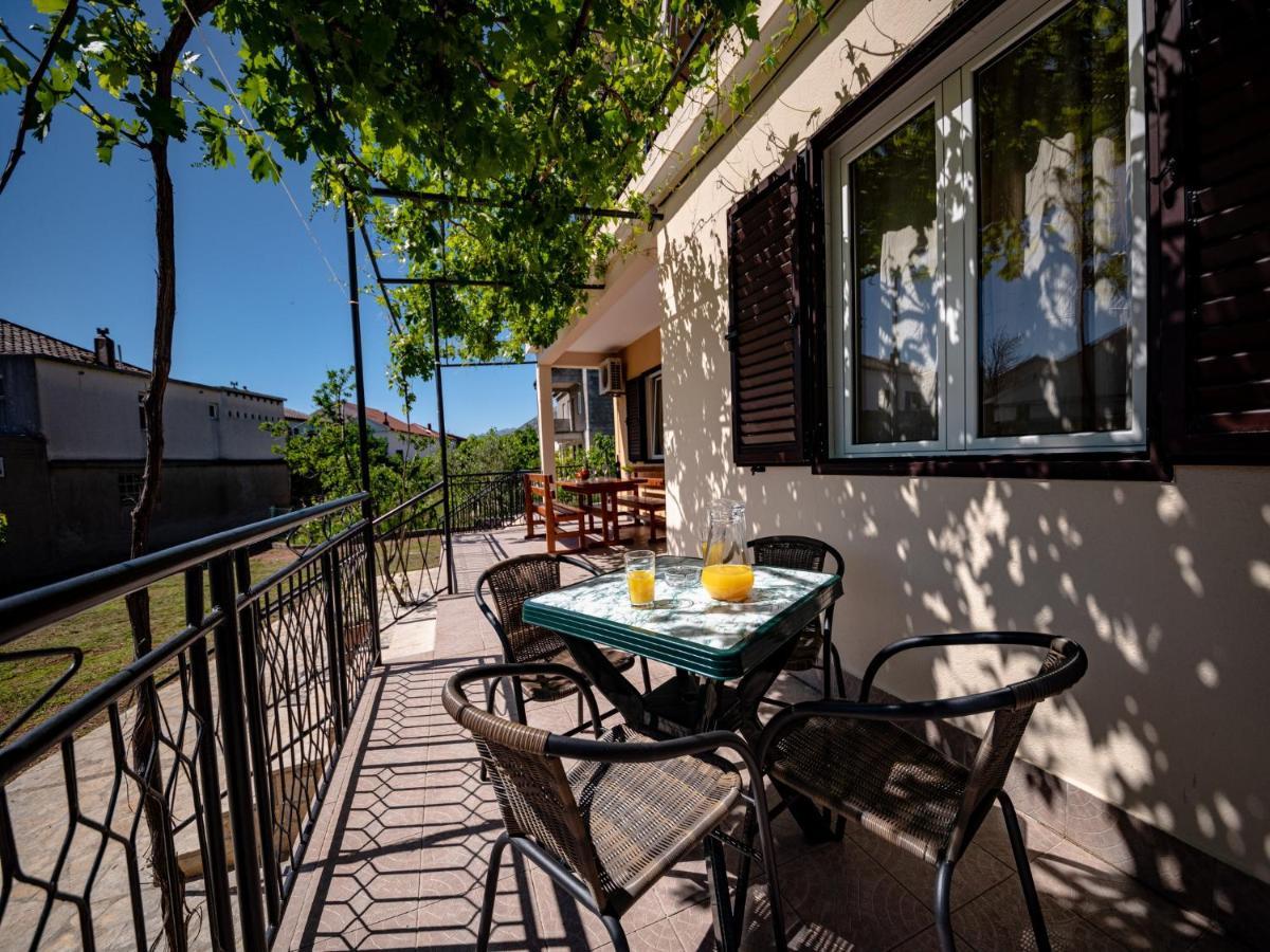 סלינה Apartments Zora מראה חיצוני תמונה