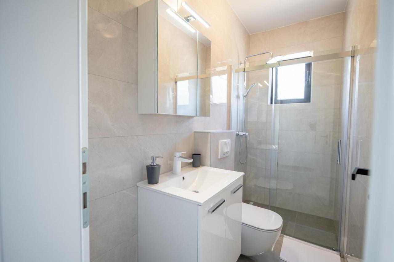 סלינה Apartments Zora מראה חיצוני תמונה
