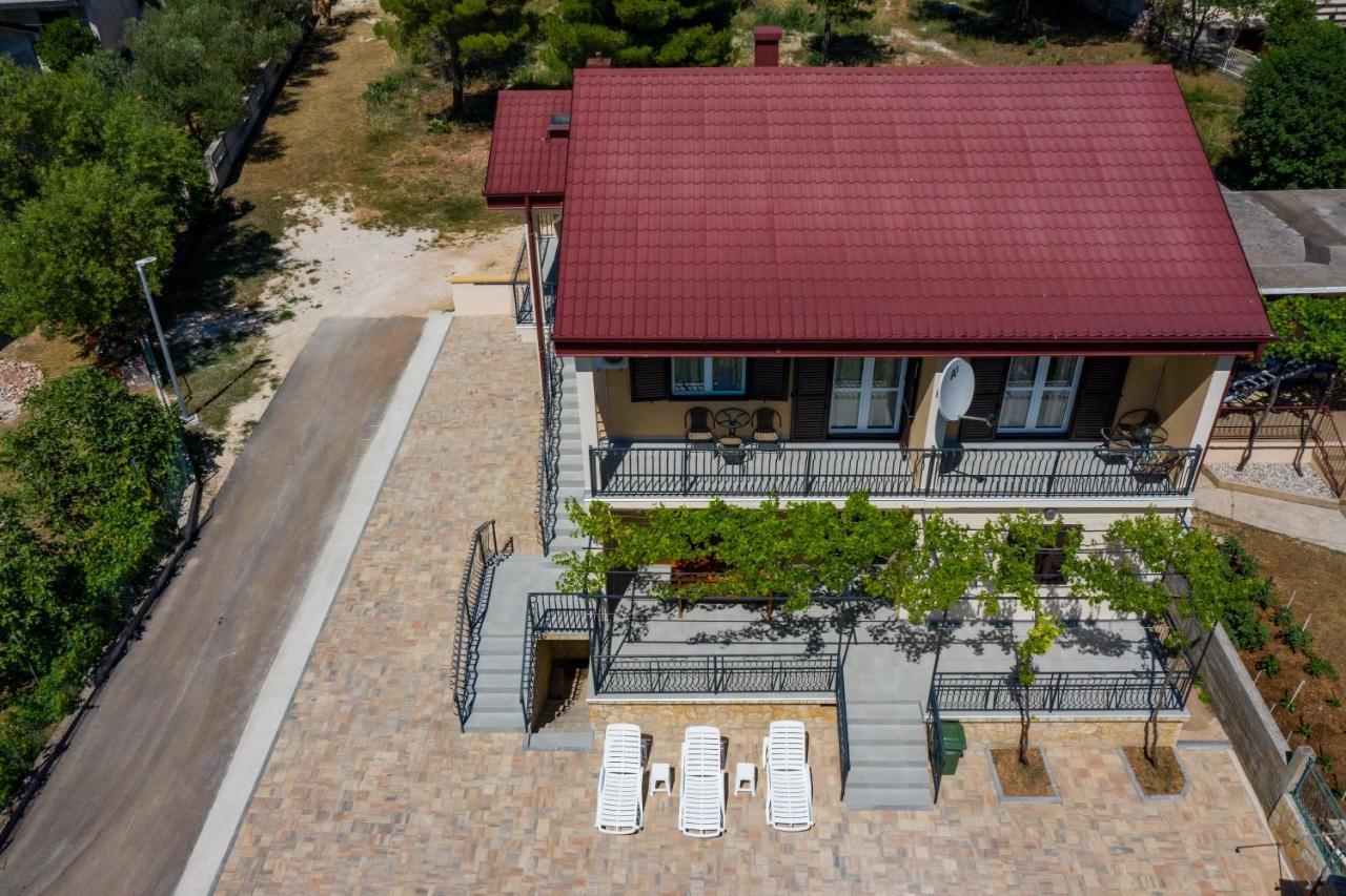 סלינה Apartments Zora מראה חיצוני תמונה
